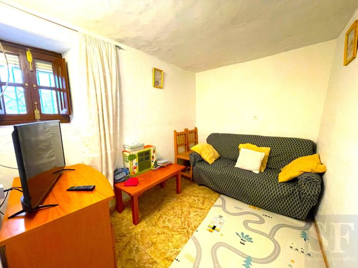 Image No.4-4 Bed Townhouse for sale