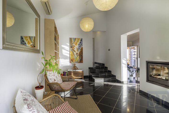 Image No.14-5 Bed Villa for sale