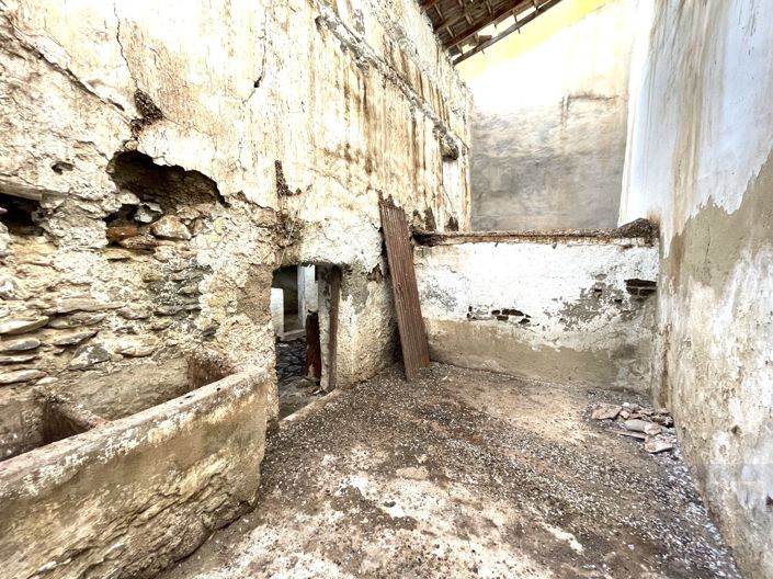 Image No.7-4 Bed Townhouse for sale