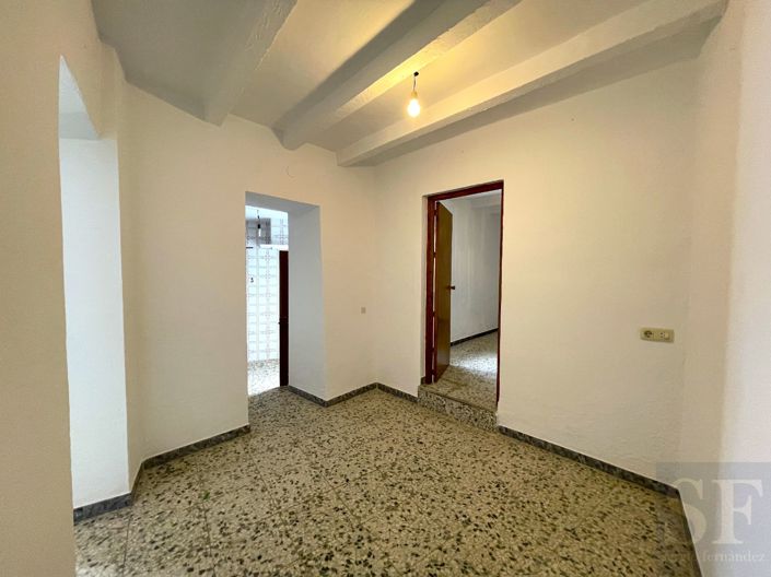 Image No.7-2 Bed Townhouse for sale