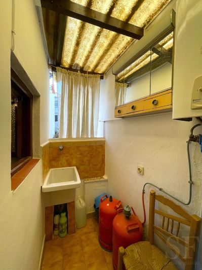 Image No.11-3 Bed Townhouse for sale