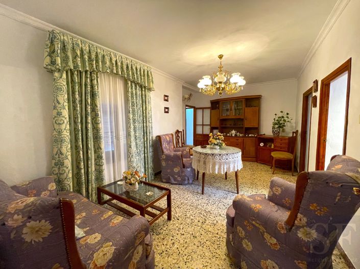 Image No.4-3 Bed Townhouse for sale