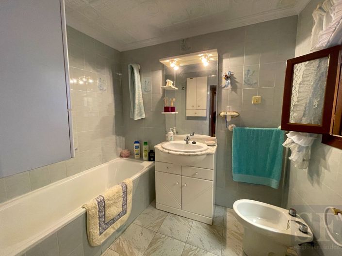 Image No.8-3 Bed Townhouse for sale