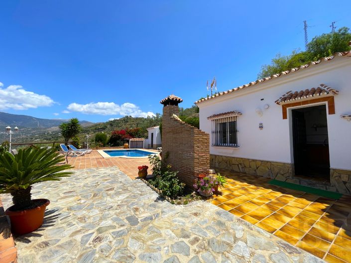 Image No.17-2 Bed Villa for sale