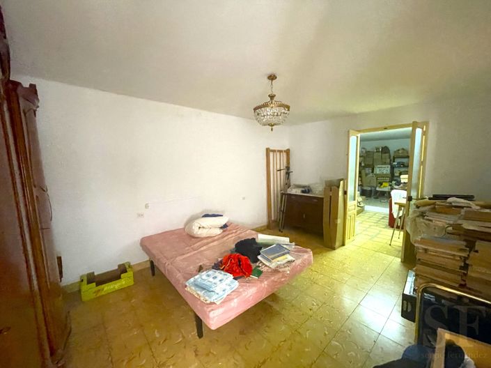 Image No.13-4 Bed Townhouse for sale