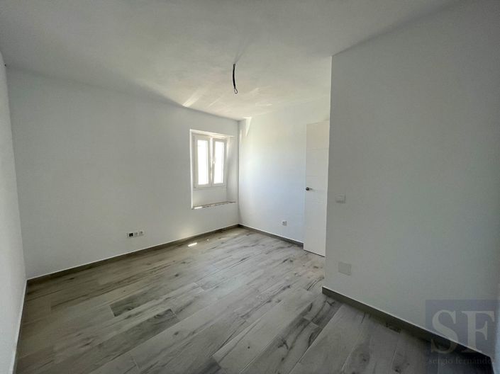 Image No.7-3 Bed Townhouse for sale