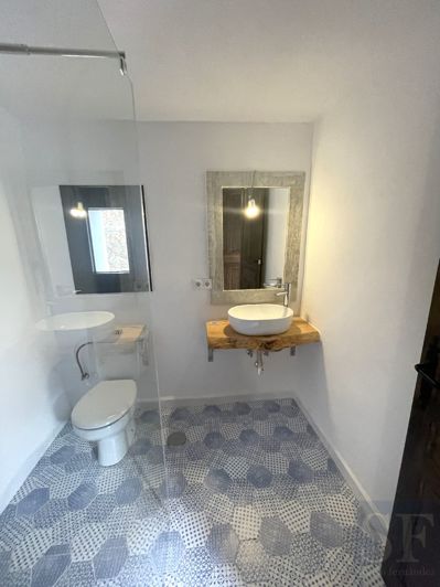 Image No.8-2 Bed Villa for sale