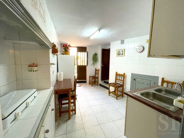 Image No.3-3 Bed Townhouse for sale