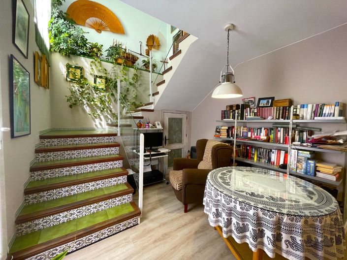 Image No.6-4 Bed Townhouse for sale