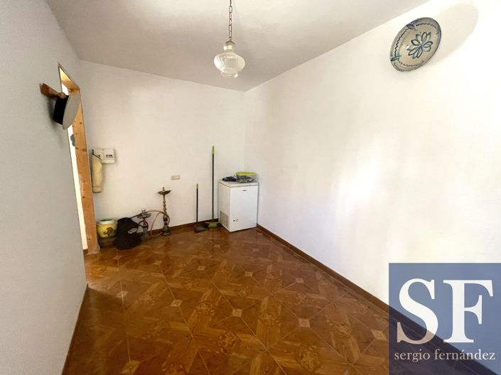 Image No.3-3 Bed Townhouse for sale