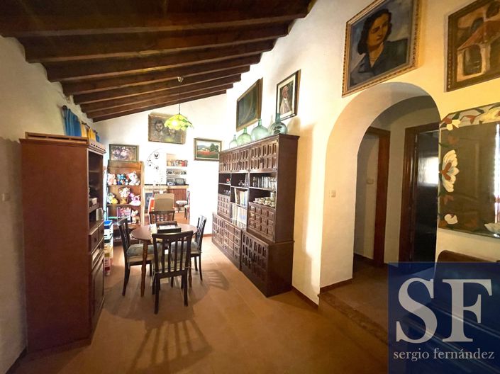 Image No.7-4 Bed Villa for sale