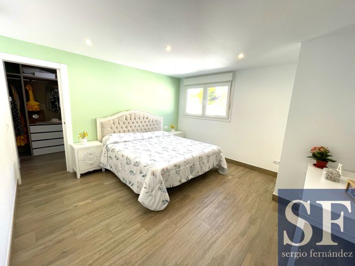 Image No.7-4 Bed Townhouse for sale