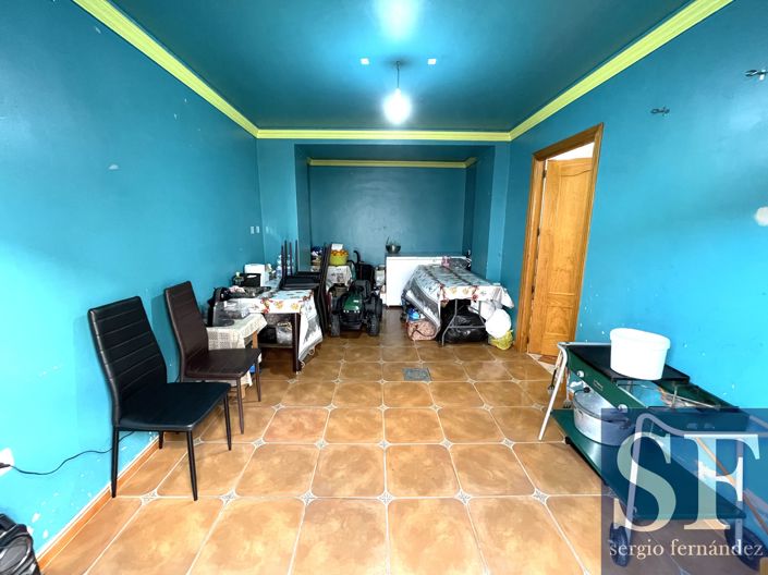 Image No.9-2 Bed Townhouse for sale