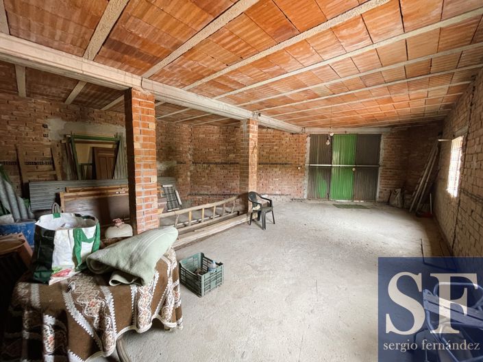 Image No.14-3 Bed Townhouse for sale