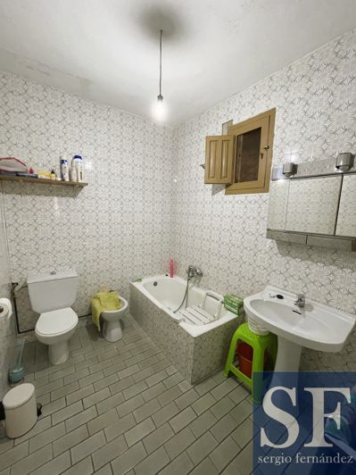 Image No.8-3 Bed Townhouse for sale