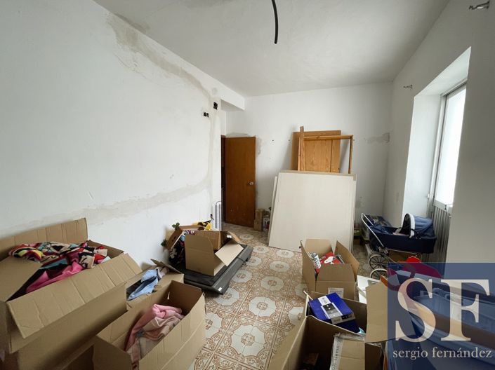 Image No.13-3 Bed Townhouse for sale