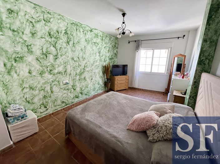 Image No.13-3 Bed Apartment for sale