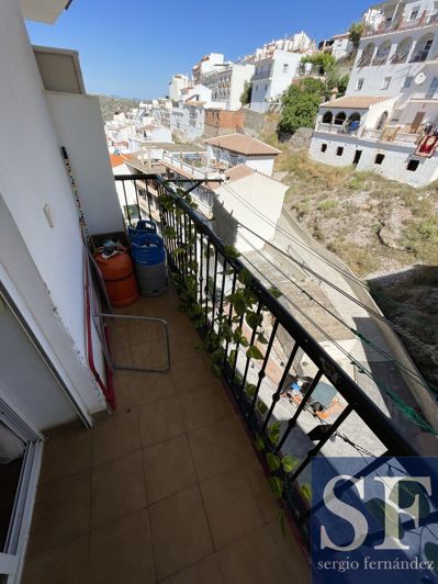 Image No.17-3 Bed Apartment for sale