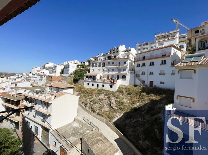 Image No.19-3 Bed Apartment for sale