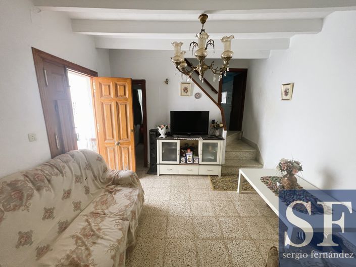 Image No.2-2 Bed Townhouse for sale