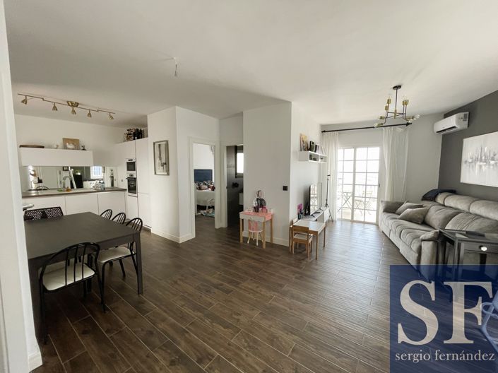 Image No.2-3 Bed Townhouse for sale