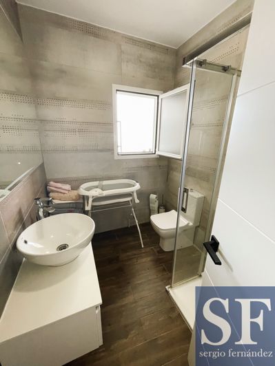 Image No.7-3 Bed Townhouse for sale