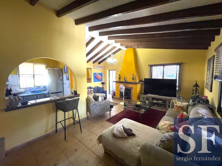 Image No.2-4 Bed Villa for sale