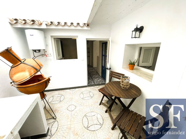 Image No.14-3 Bed Townhouse for sale