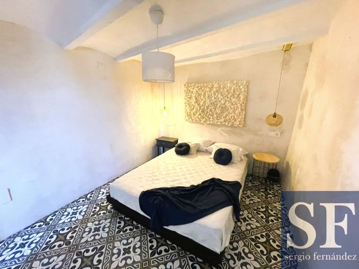 Image No.8-3 Bed Townhouse for sale