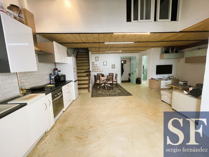 Image No.2-4 Bed Townhouse for sale