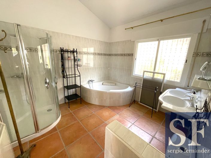 Image No.11-2 Bed Villa for sale