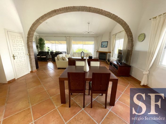 Image No.4-2 Bed Villa for sale