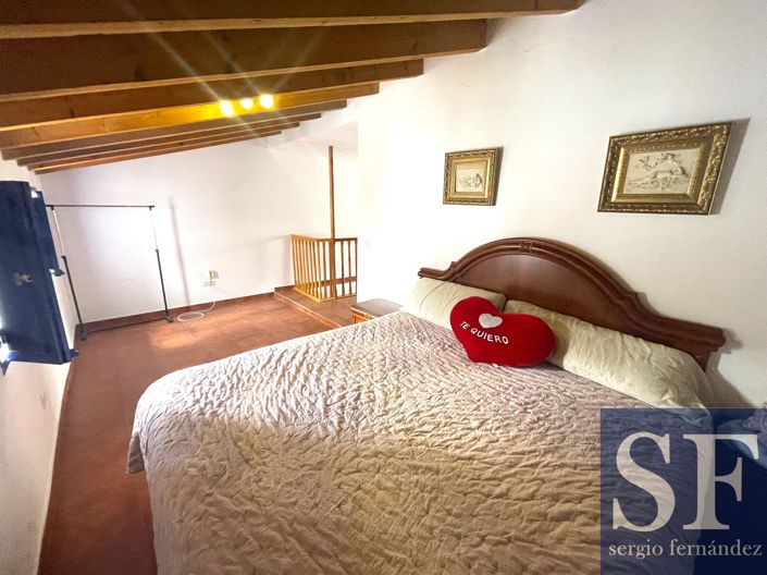 Image No.11-3 Bed Townhouse for sale