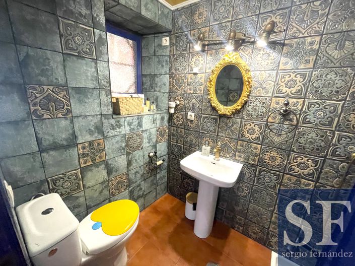 Image No.14-3 Bed Townhouse for sale