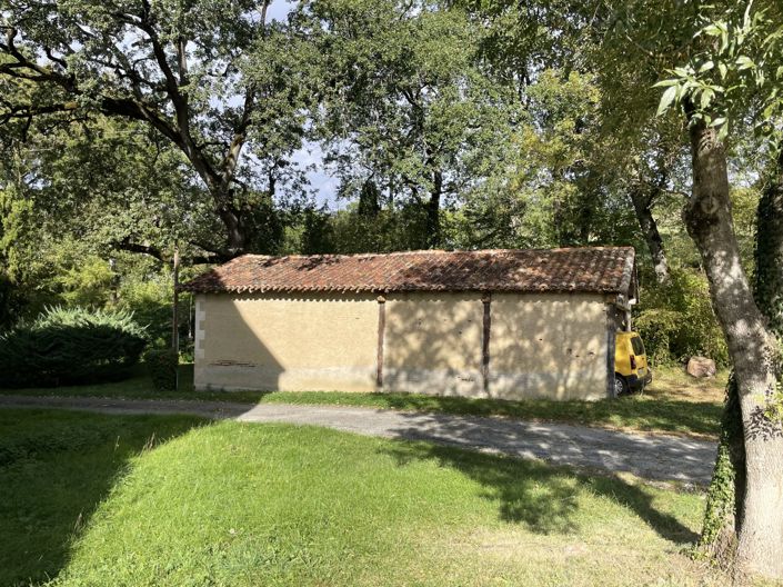 Image No.55-Propriété de 5 chambres à vendre à Auch