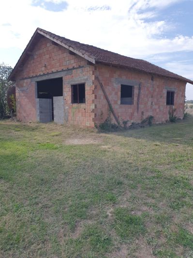 Image No.26-6 Bed House for sale