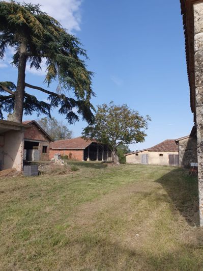 Image No.27-6 Bed House for sale