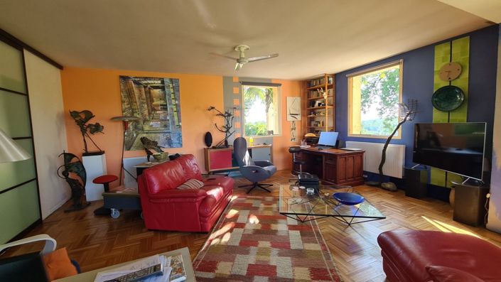 Image No.15-5 Bed House for sale