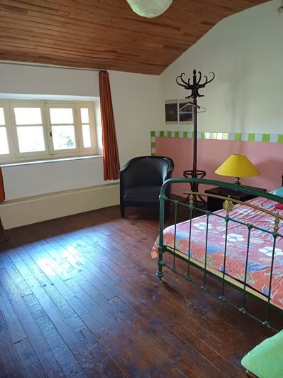 Image No.45-5 Bed House for sale