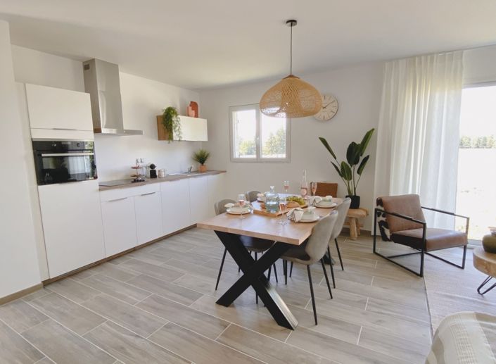 Image No.18-2 Bed Villa for sale