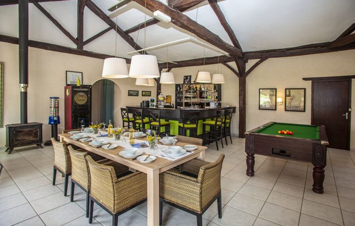 Image No.33-2 Bed Villa for sale