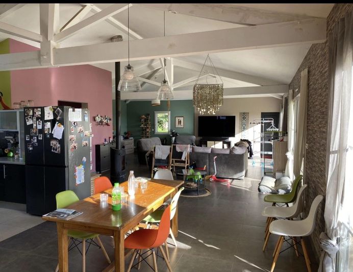 Image No.5-5 Bed House for sale