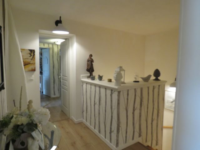 Image No.19-6 Bed House for sale