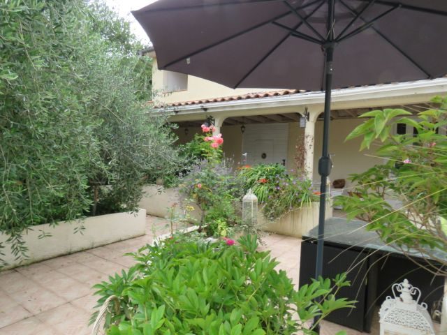 Image No.29-6 Bed House for sale