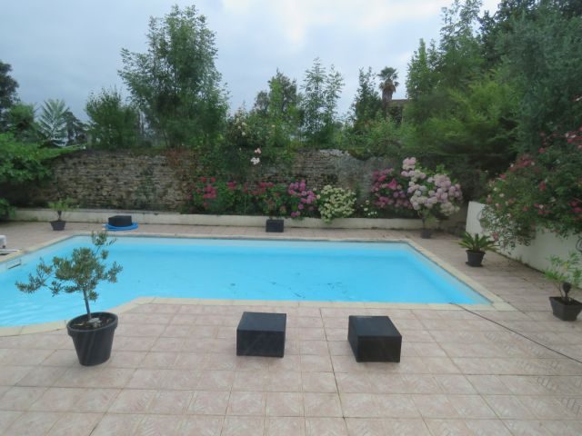 Image No.44-6 Bed House for sale