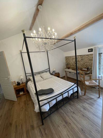 Image No.52-6 Bed House for sale