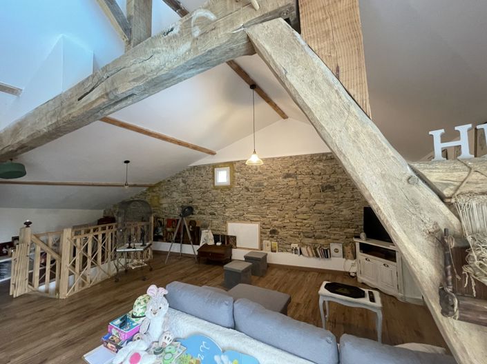 Image No.56-6 Bed House for sale