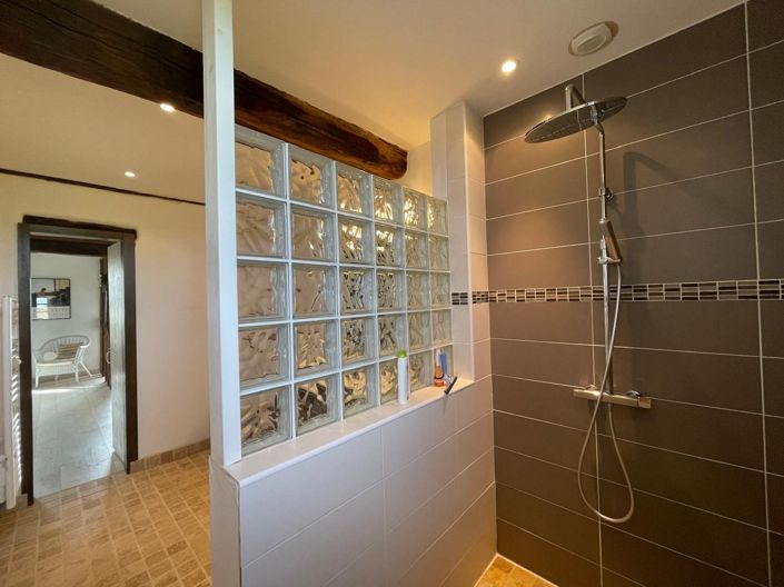 Image No.16-4 Bed House for sale