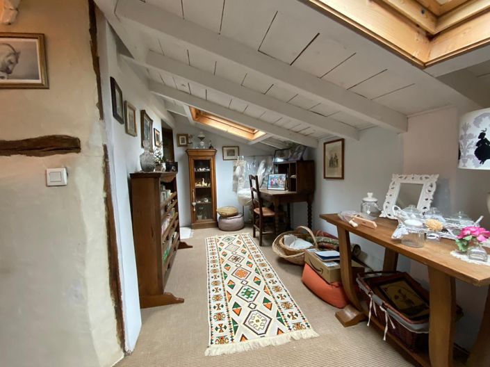 Image No.11-4 Bed House for sale