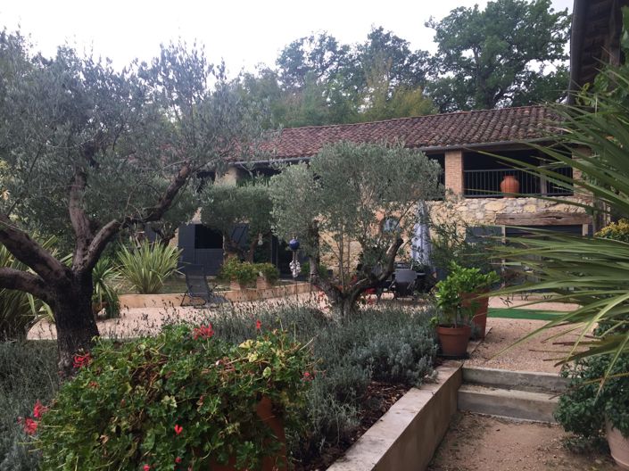 Image No.18-5 Bed House for sale